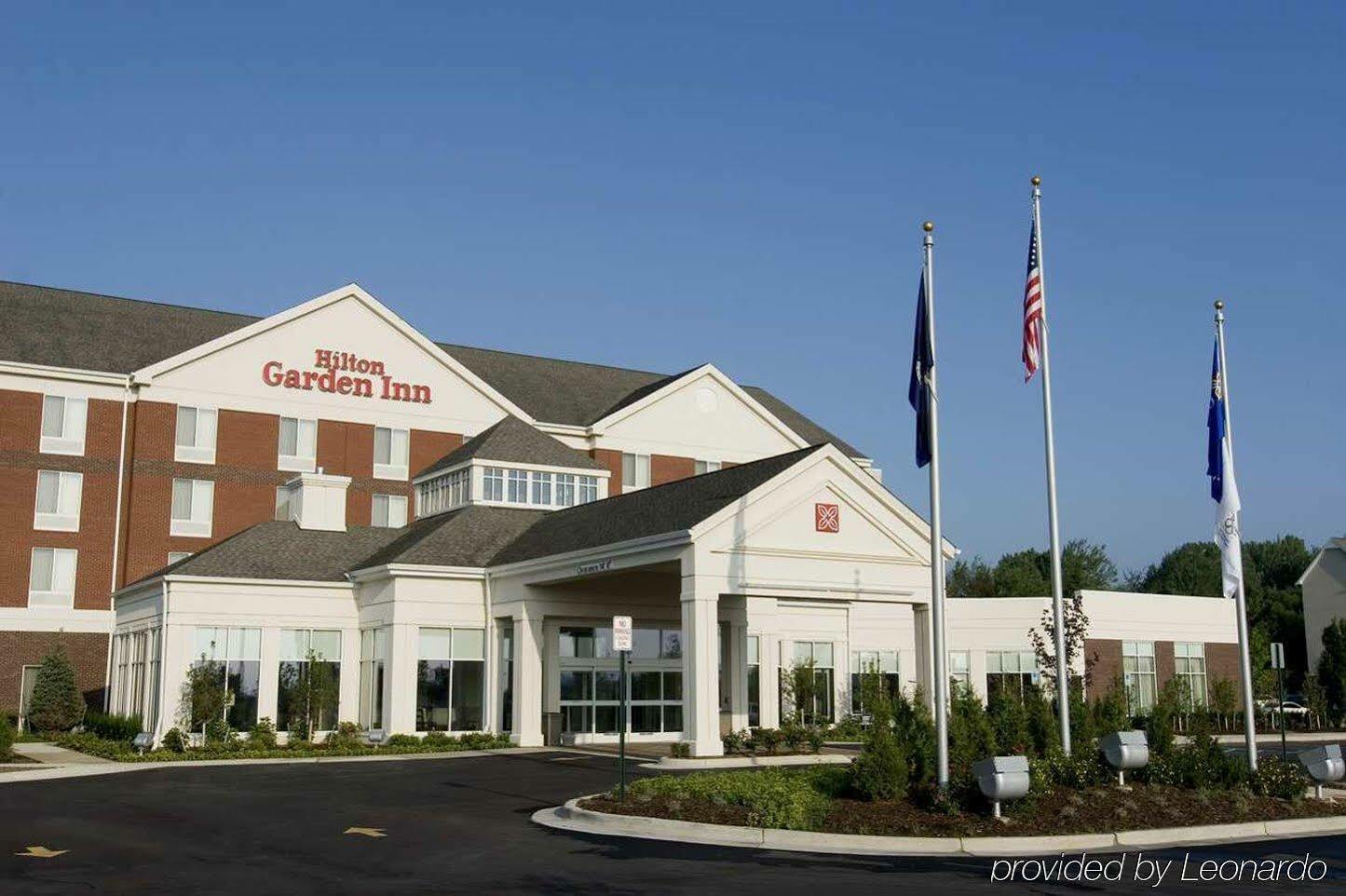 Hilton Garden Inn Detroit/Нови Экстерьер фото